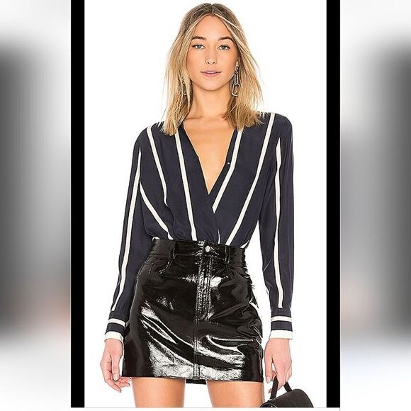 Vince Camuto  - Picture 1 of 8